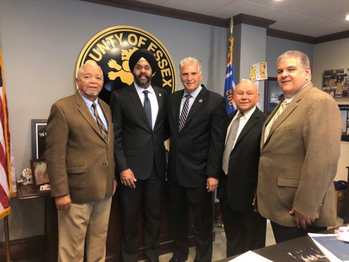 The County of Essex, New Jersey ESSEX COUNTY EXECUTIVE DIVINCENZO AND