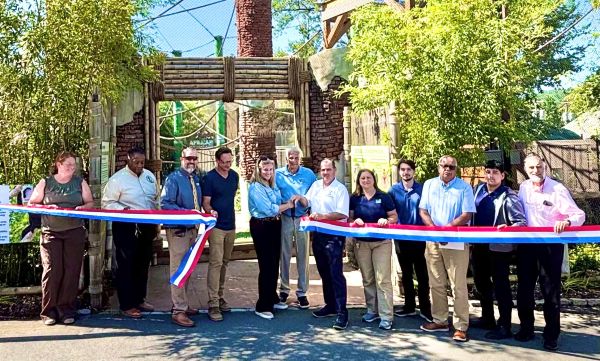 ESSEX COUNTY EXECUTIVE DIVINCENZO REOPENS TAM-RING GIBBONS EXHIBIT AT ESSEX COUNTY TURTLE BACK ZOO AFTER COMPREHENSIVE RENOVATION